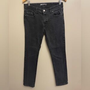 Levi’s Mid Rise Skinny Size 31 Black